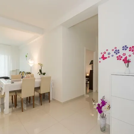 Apartment Allegro Rabac