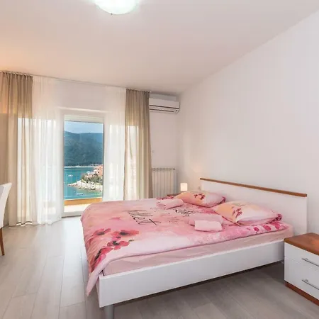 Apartment Allegro Rabac