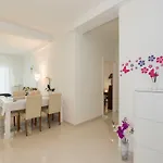 شقة Allegro غاباس