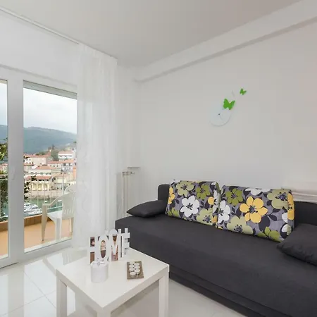 Allegro アパート